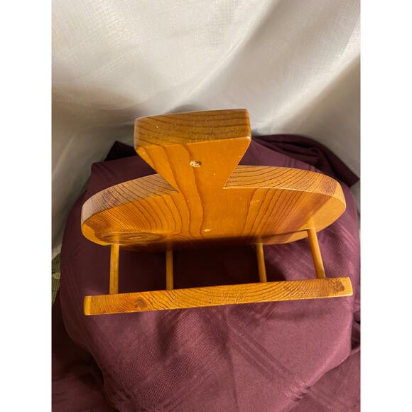 Toadily Handmade Wood 8.5 inch Paper Plate Holder carved Bear and Cub signed EUC - Picture 3 of 16